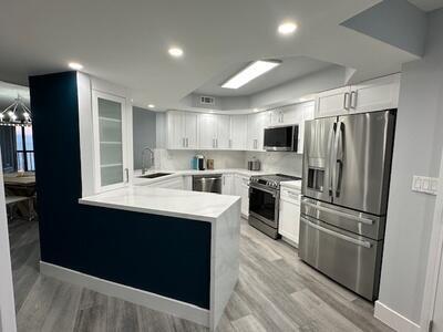 Building Photo - 9500 S Ocean Dr