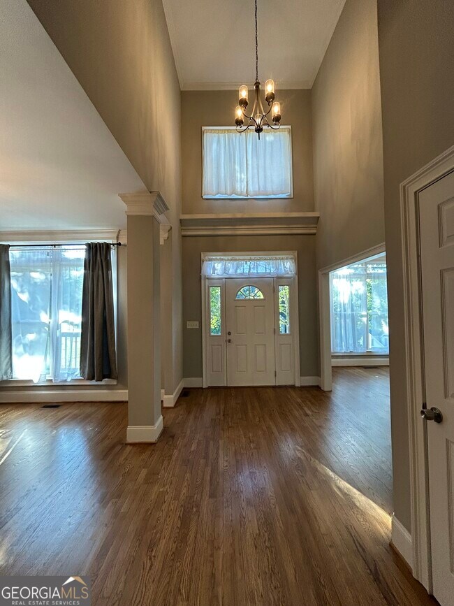 Building Photo - 5715 Red Maple Trce
