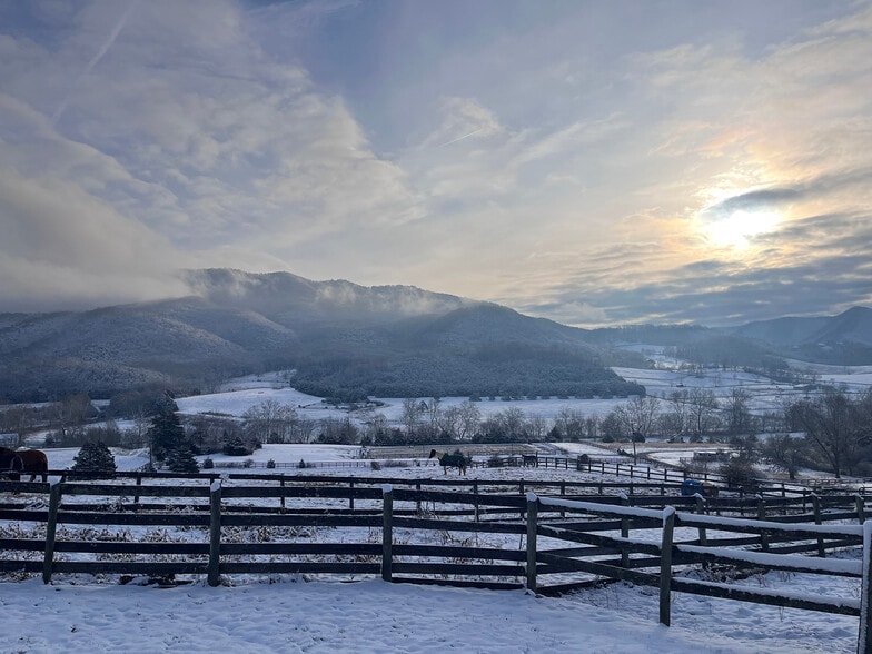 The setting is breathtaking in every season. - 2353 Lusters Gate Rd