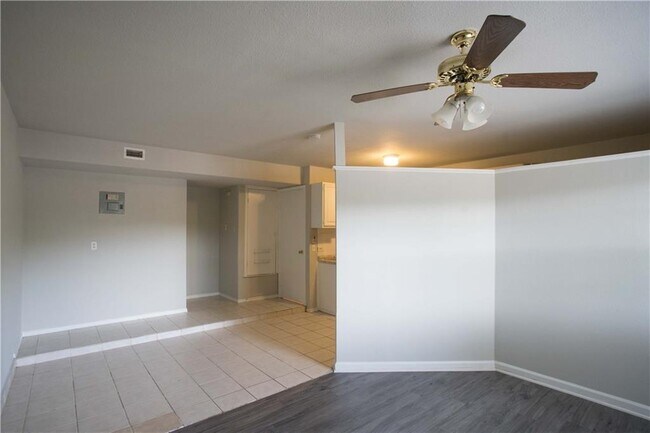 Building Photo - 5401 Loadstone Cove