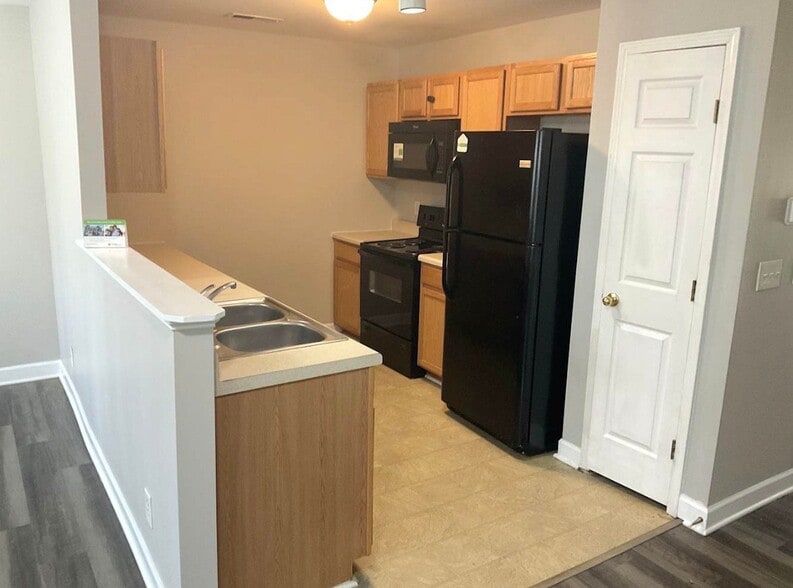 Building Photo - 3111 Alder Way