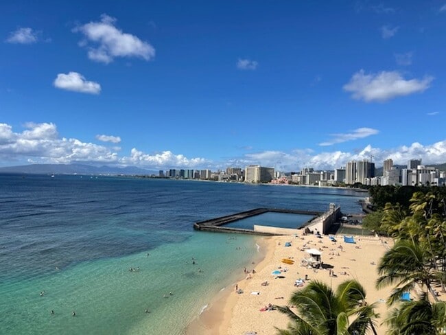 Building Photo - Spectacular Ocean Views - Fully Furnished Studio w/ Parking - San Souci