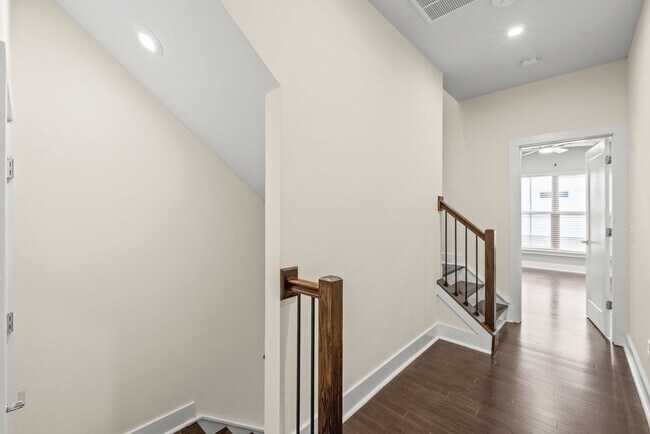 Building Photo - 13051 Tinton Ave