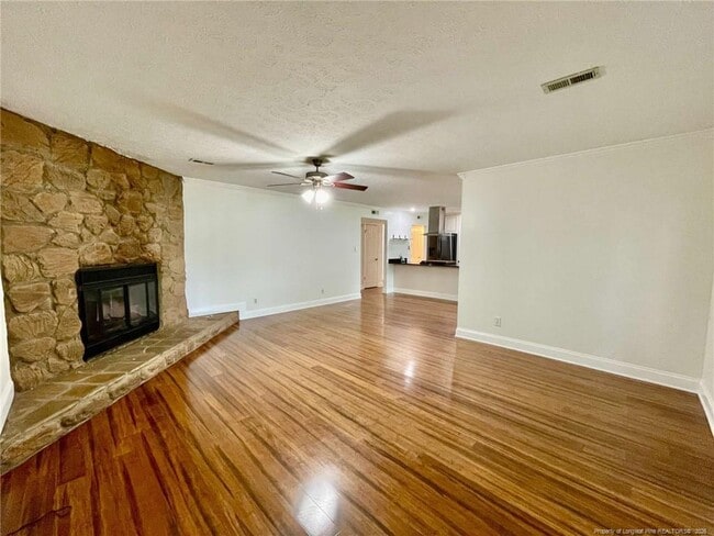 Building Photo - 6826 Beaver Stone Rd