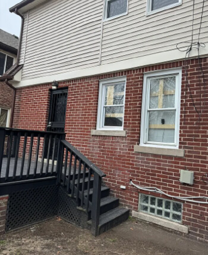 Building Photo - 17178 Roselawn St