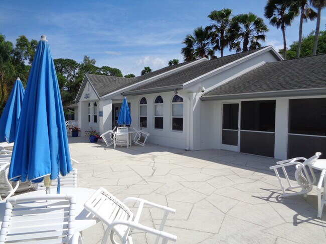 Building Photo - 2512 SE Anchorage Cove