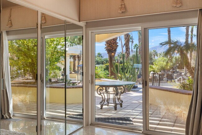 Building Photo - 50180 Vista Montana Rd