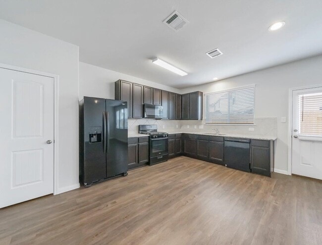 Building Photo - 22114 Sovereign Hts Ln.