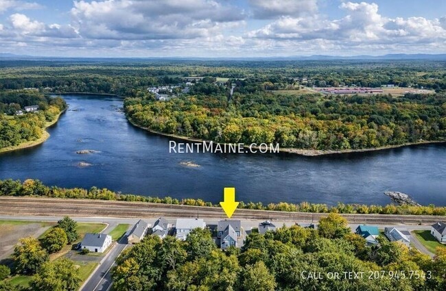 Building Photo - 221 Water St