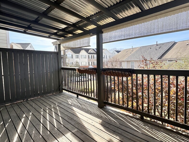 Building Photo - 307 Savoy Ct