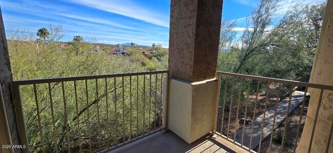 Building Photo - 12050 N Panorama Dr