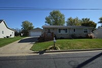 Building Photo - 610 Elizabeth St