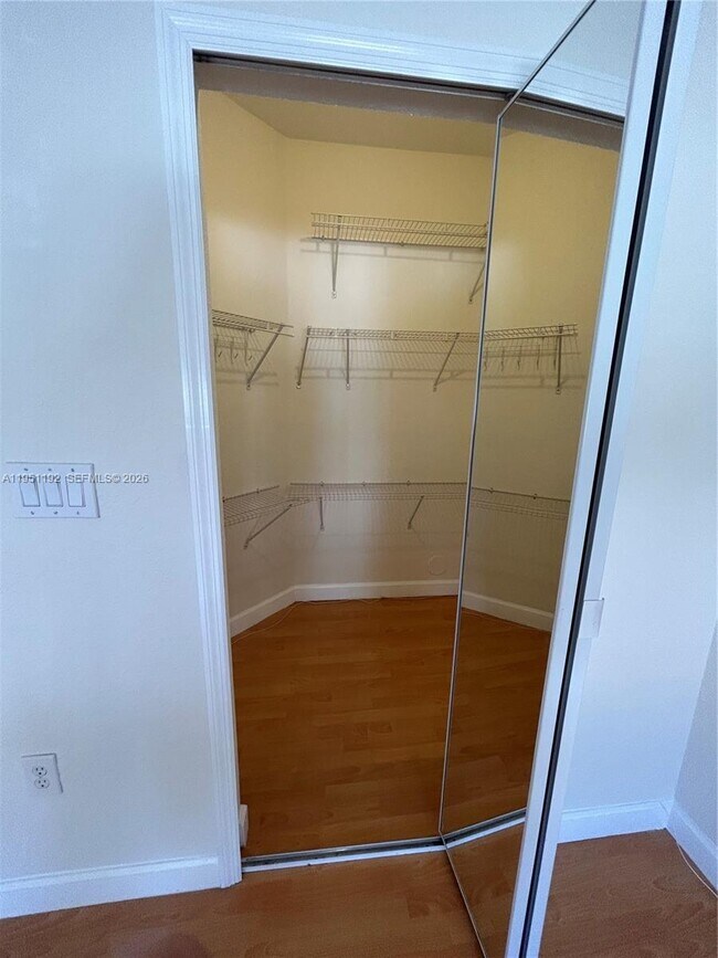 Building Photo - 7839 NW 110th Ave