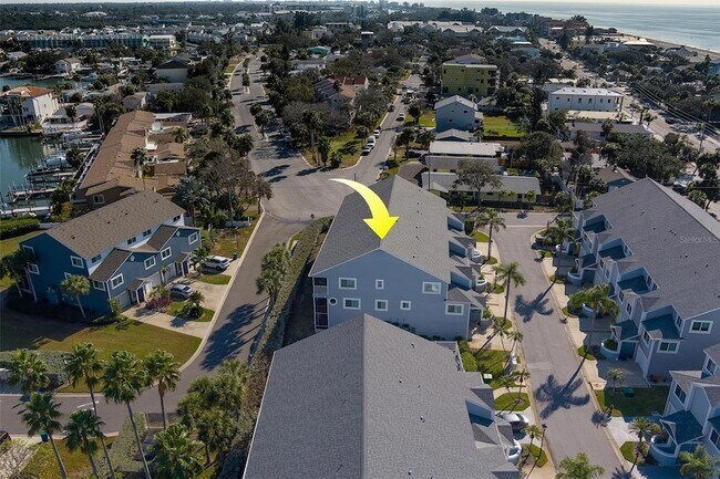 Building Photo - 911 Harbour House Dr