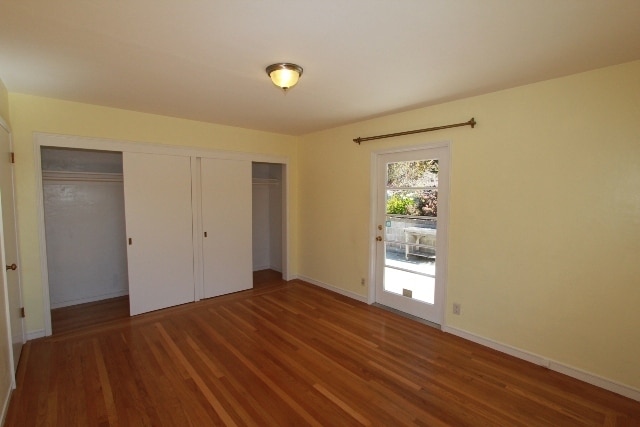 Building Photo - 4 Bedroom Mid-Century Oakmore Property With View of Bay