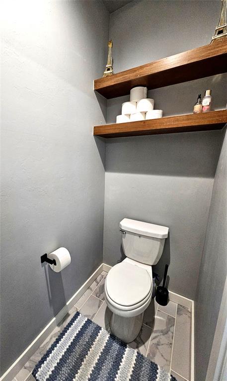 Building Photo - 1615 NE 9th St