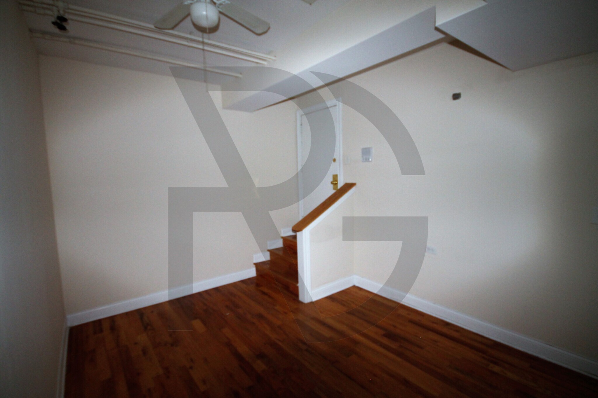 Building Photo - 2842 N Orchard St