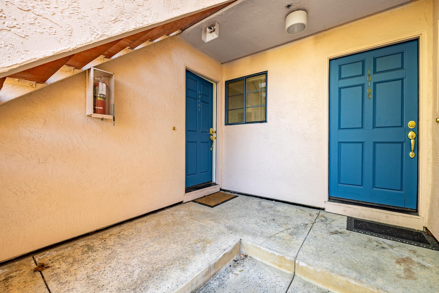Building Photo - 10161 Danube Dr
