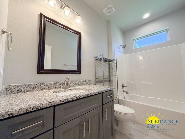 Building Photo - 2510 Tree Feather Ct