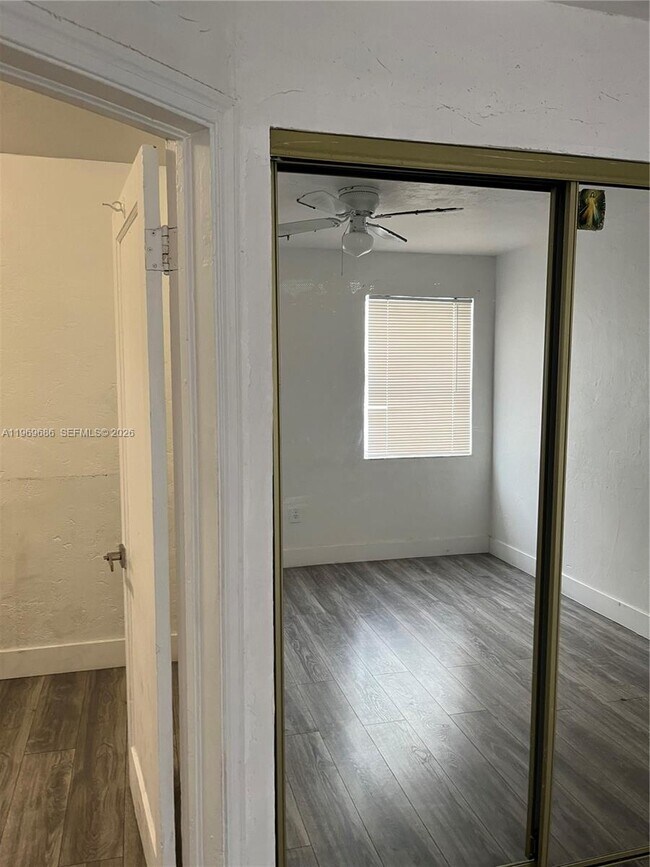 Building Photo - 1999 NW 2nd St