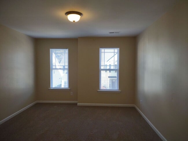 Building Photo - MOVE-IN SPECIAL: Half Off First Month + NO Admin Fees + NO App Fees!