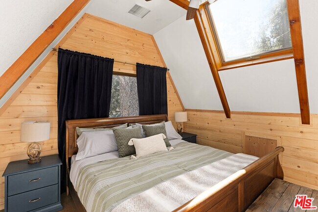 Building Photo - 959 Quail Rd