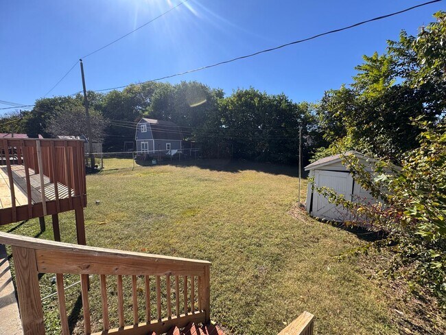 Building Photo - Freshly Updated 3Bedroom One Story Home