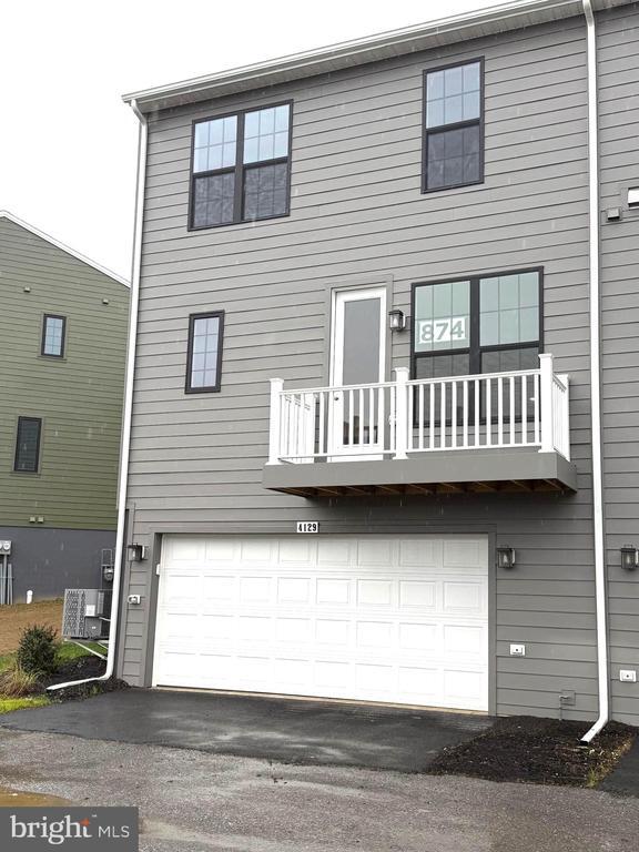 Building Photo - 4129 Ridgeview Ave