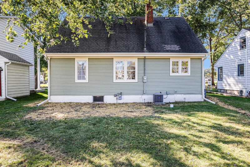 Building Photo - 506 W Morgan Ave