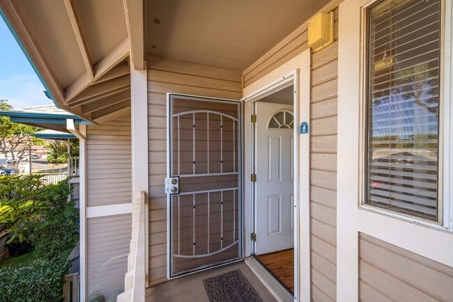 Building Photo - Fully Furnished 2BR/2BA Condo in Quiet North Kihei – Top Floor, Private Laundry, 2 Parking Stalls