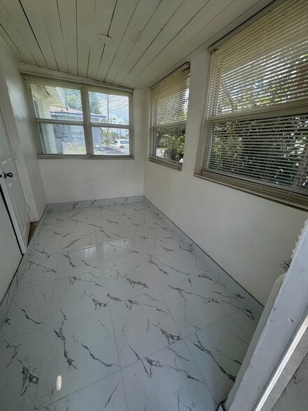 Entrance, lobby - 228 NW 13th Ct