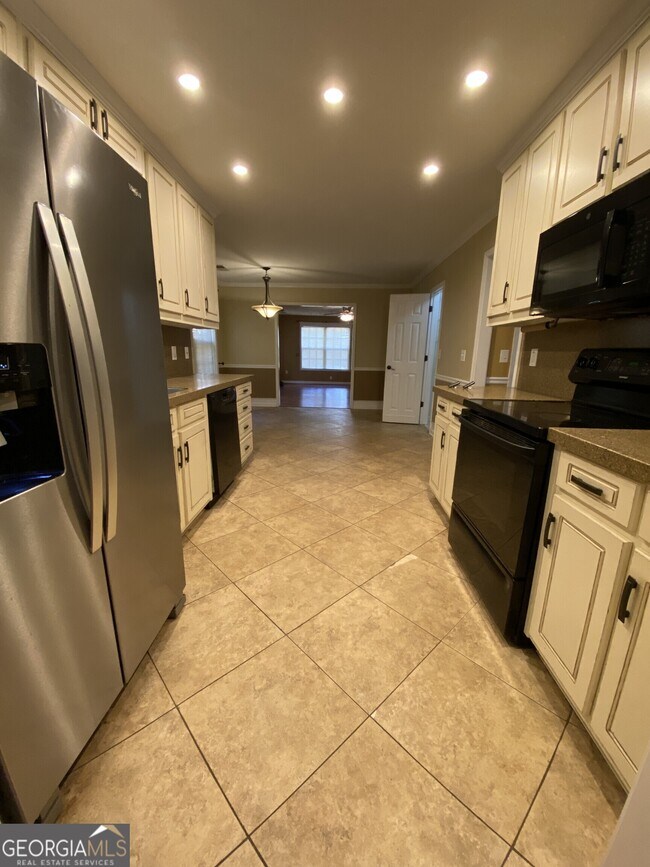 Building Photo - 705 Morgans Ridge Dr