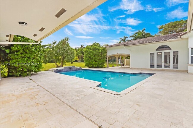 Building Photo - 8480 SW 98th St