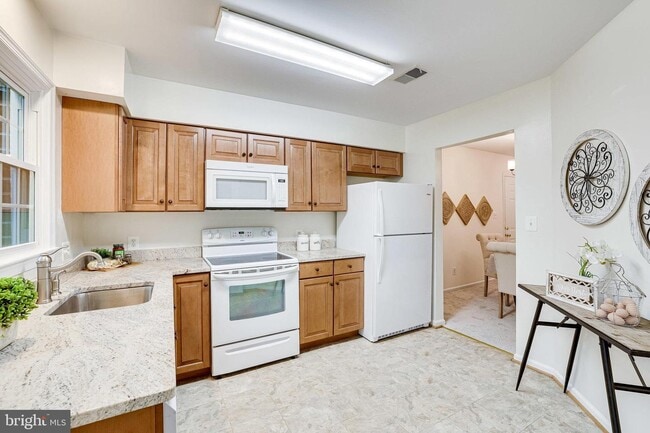 Building Photo - 11116 Beaver Trail Ct