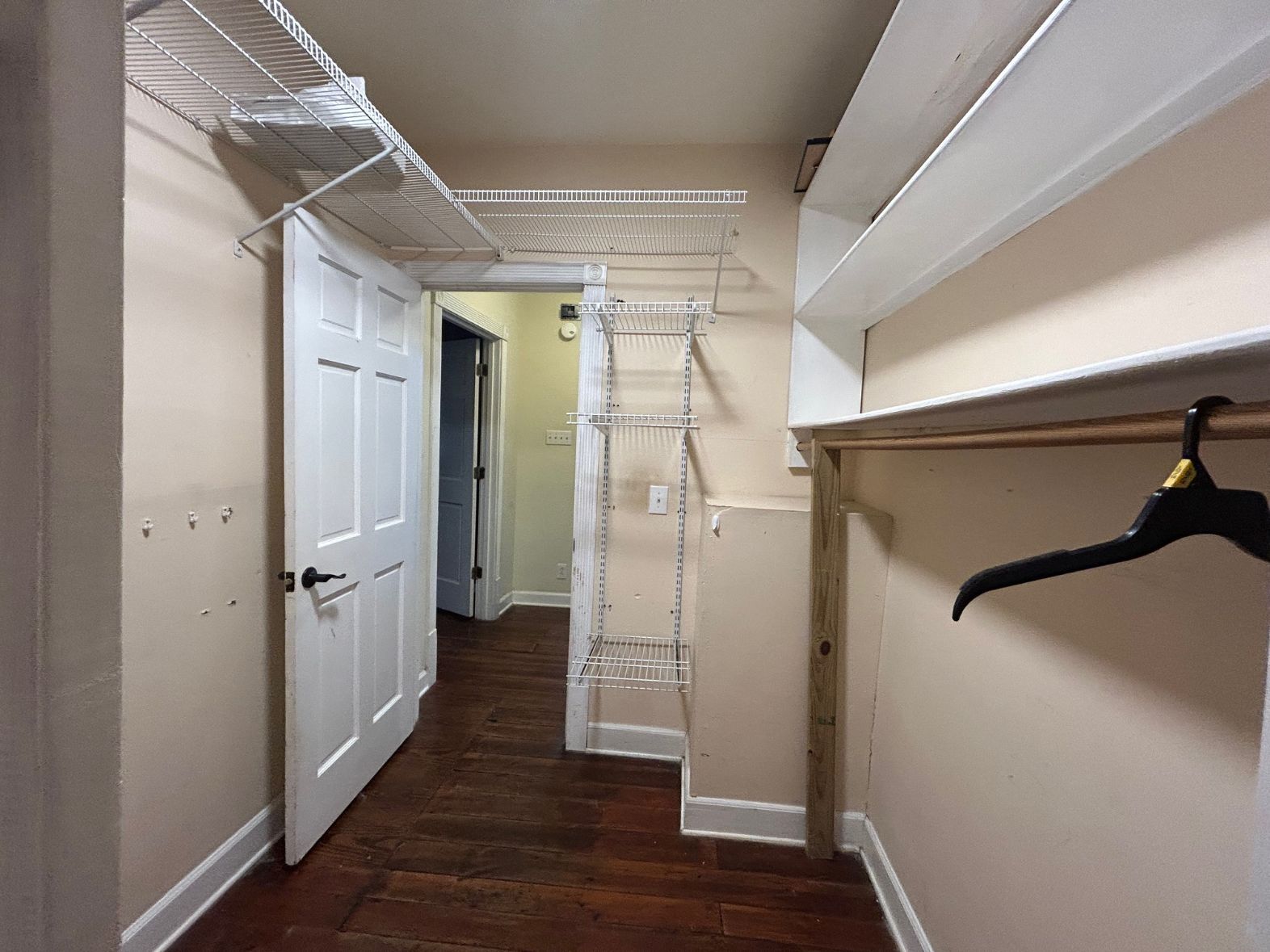 Building Photo - 13 Elizabeth St