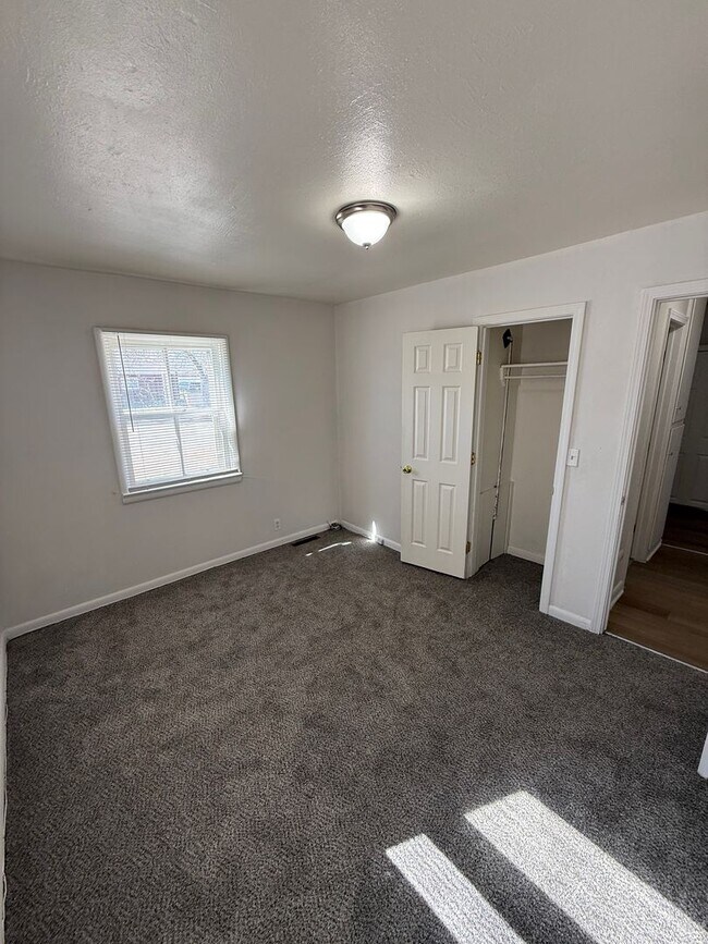 Building Photo - 2 bedroom home in Laurel