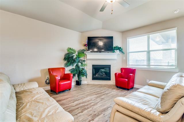 Building Photo - 7201 Bronco Blf