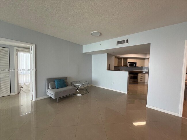 Building Photo - 16699 Collins Ave