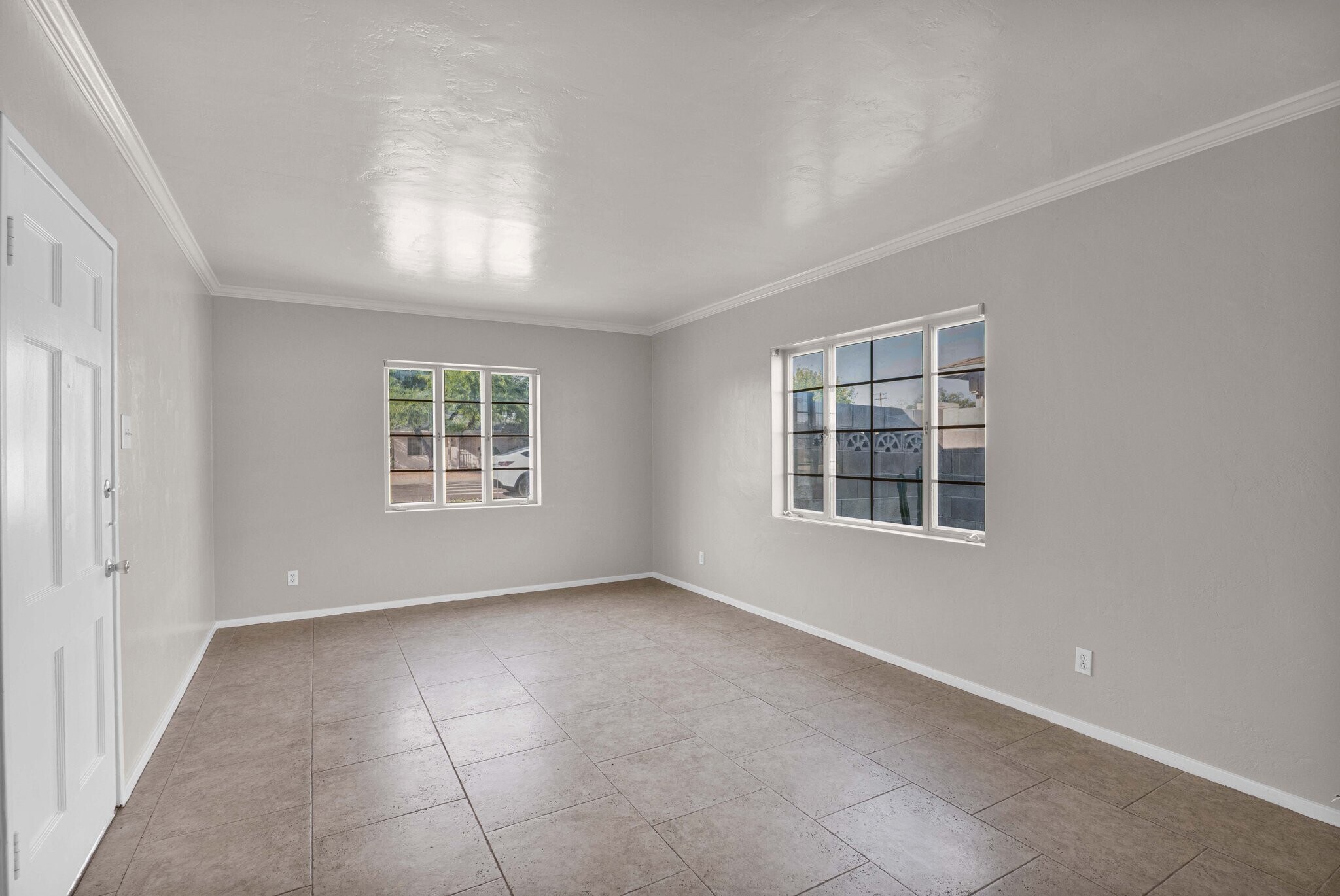 Building Photo - 3015 N 17th Ave