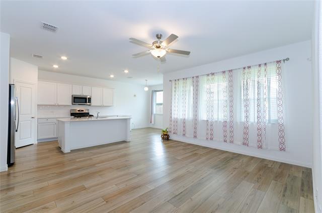 Building Photo - 1222 Sequoia Ln