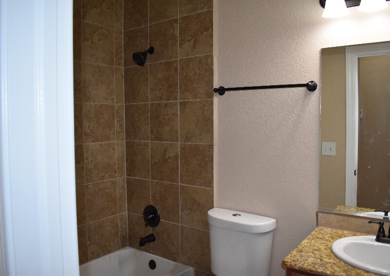 Building Photo - 6325 Reynolds Dr