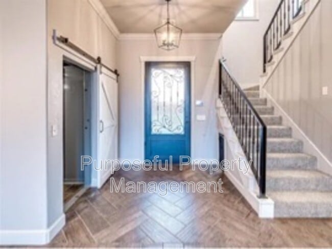 Building Photo - 115 Weaver Rd