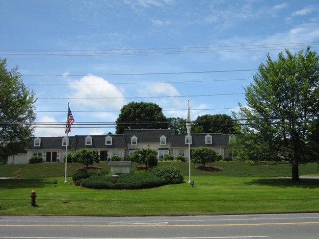 Building Photo - 20 Easthampton Rd