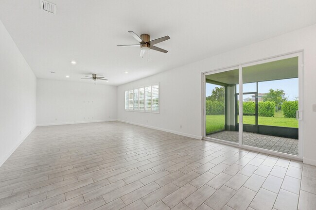 Building Photo - 1261 Deer Hvn Dr
