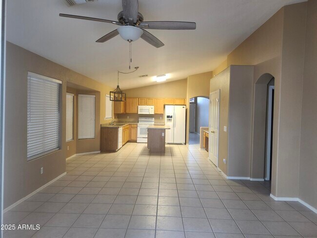 Building Photo - 6607 W Prickly Pear Trail