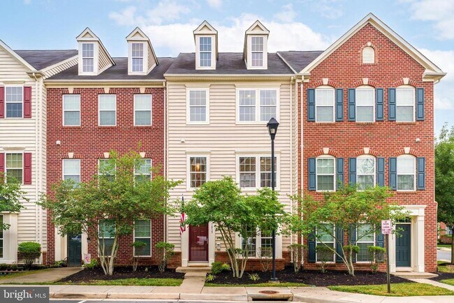 Building Photo - 7015 Trek Way