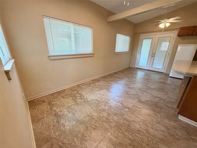 Building Photo - 13323 Wells River Dr