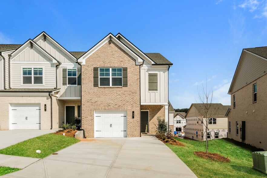 Building Photo - 82 Basswood Ln