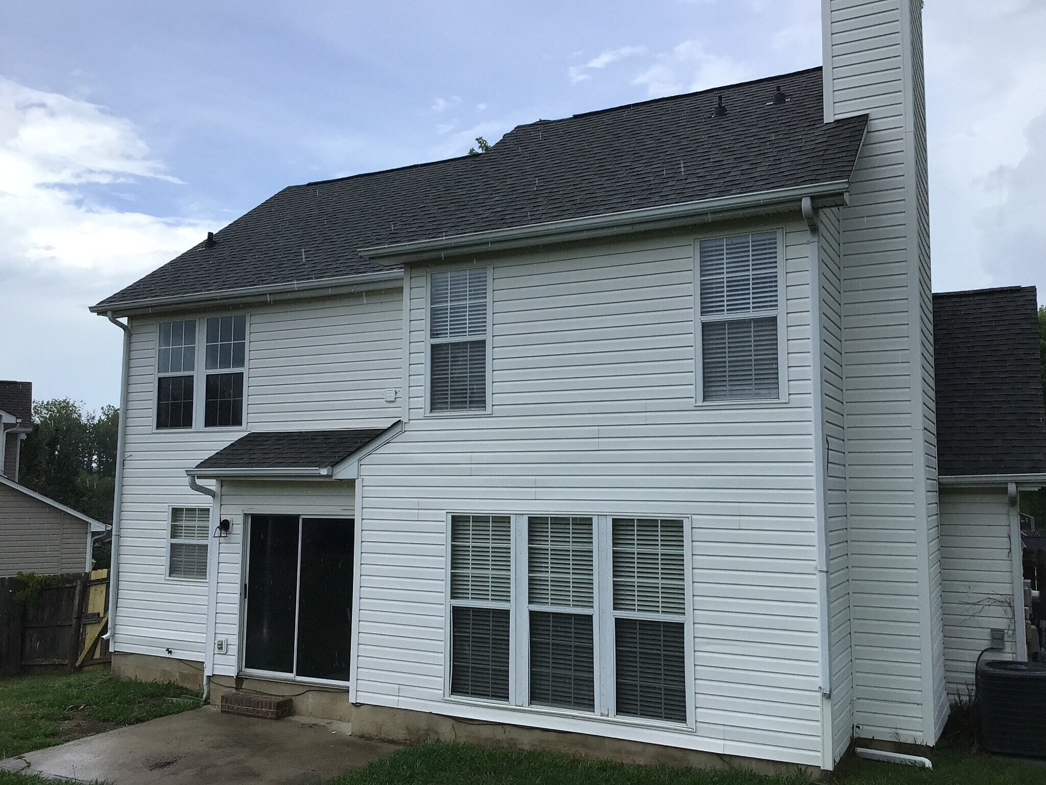 Building Photo - 9401 Fetlock Ct
