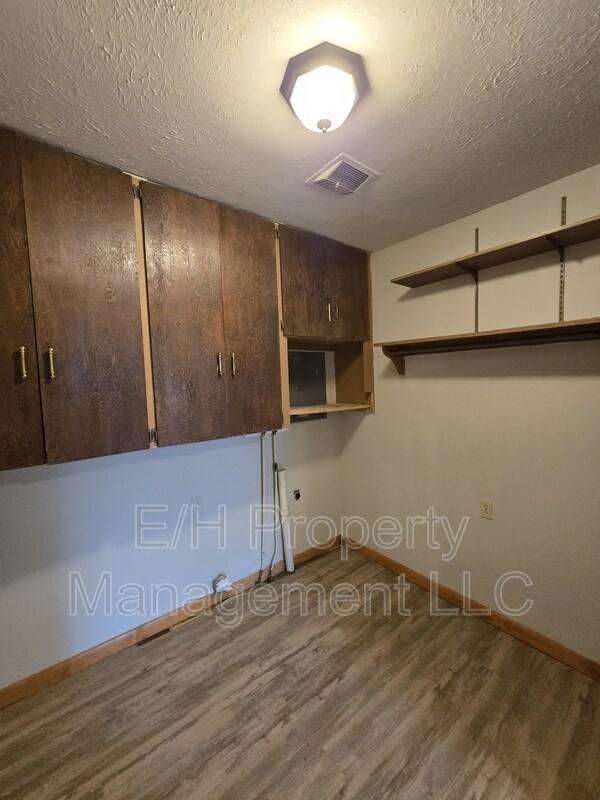 Building Photo - 2316 W Wildwood Rd